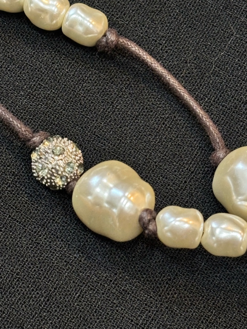 🇺🇸Chico’s Long Layered Ivory Pearl Bead Necklace for Women❤️🤍💙 - Picture 7 of 7
